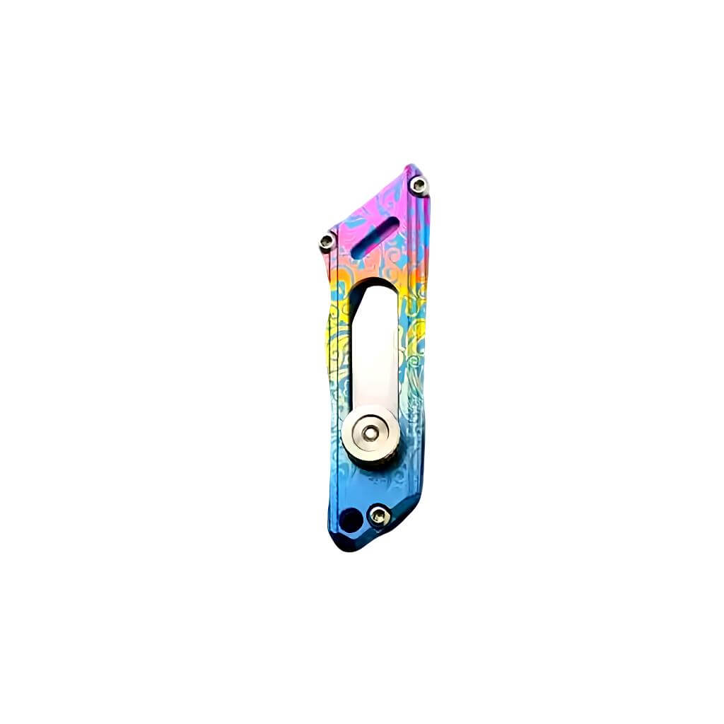 Pocket-sized titanium cutter