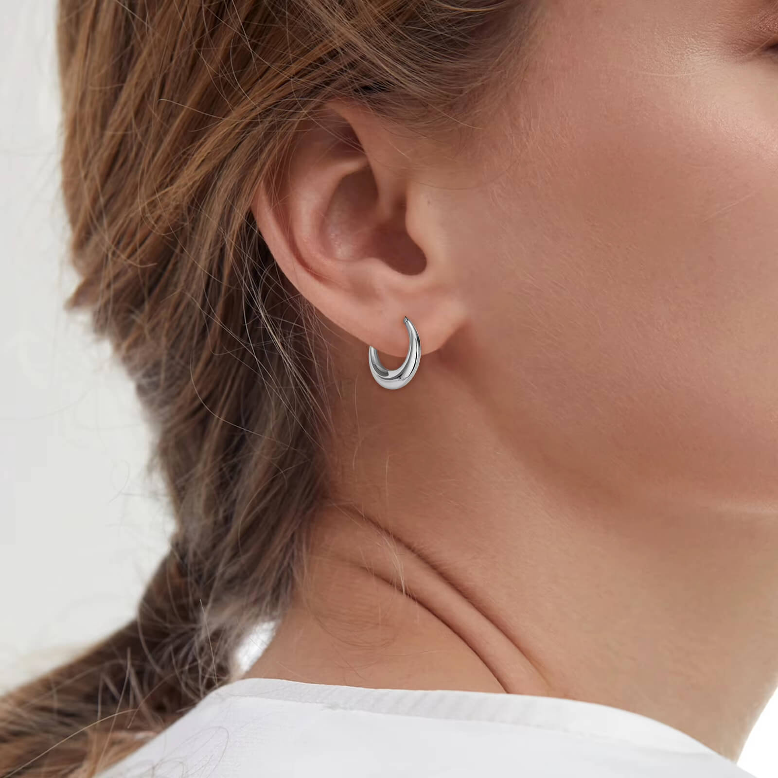 Titanium round earrings and nose rings