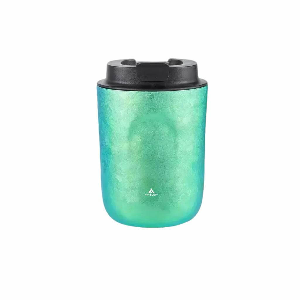 Lightweight insulated coffee cup
